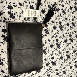 Simple black cute clutch